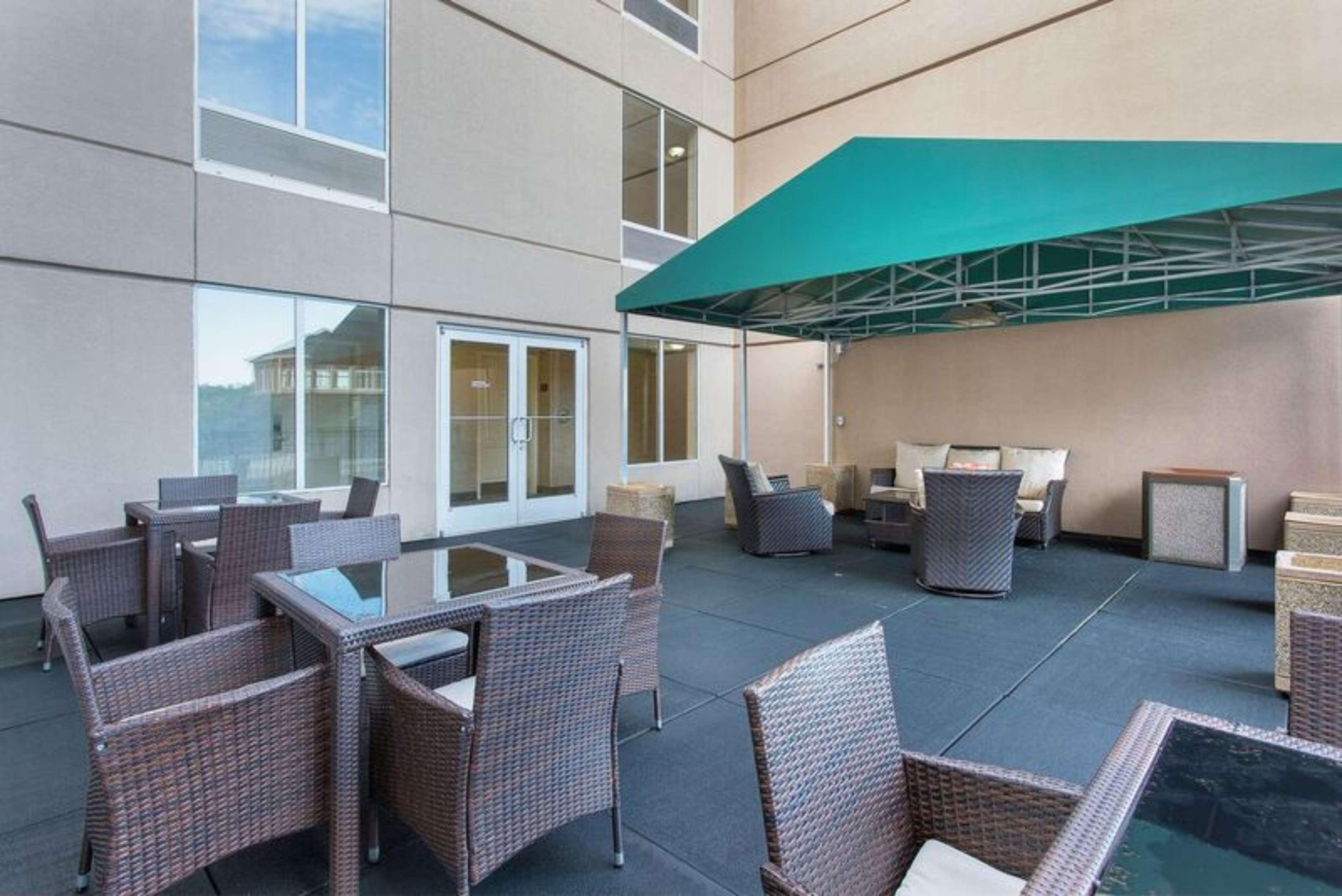 Hilton Garden Inn Knoxville West/Cedar Bluff Εξωτερικό φωτογραφία